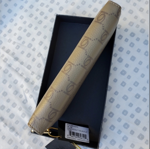 Bebe Logo Alexis NWT Monogram Taupe Brown Zip Around PU Leather Wallet - Picture 7 of 11